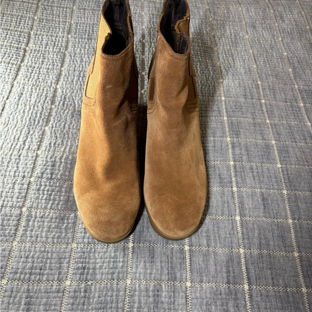 Sorel Joan of Arctic Wedge II Chelsea Boots – Suede Tan – Size 10 - Picture 2 of 6